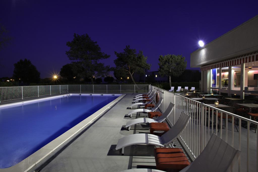 Sure Hotel By Best Western Bordeaux Aeroport Mérignac Esterno foto