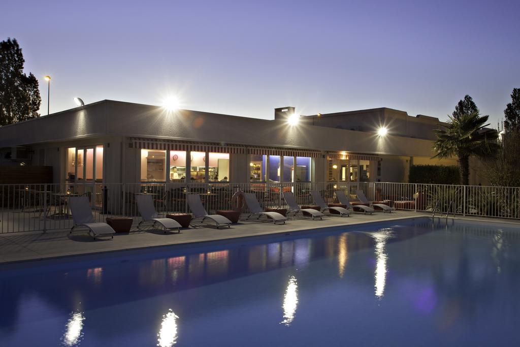 Sure Hotel By Best Western Bordeaux Aeroport Mérignac Esterno foto